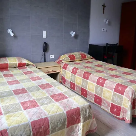 Louvre Vincenette Hotel