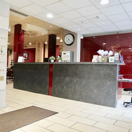 Hotel Louvre Vincenette Lourdes