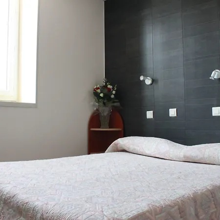 Louvre Vincenette Лурд