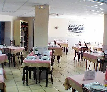 Готель Louvre Vincenette 3*