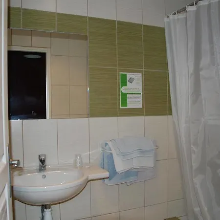 Louvre Vincenette Готель 3*