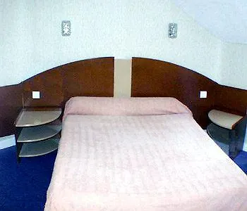 Готель Louvre Vincenette 3*